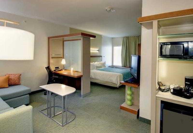 Springhill Suites By Marriott San Antonio Airport Екстериор снимка